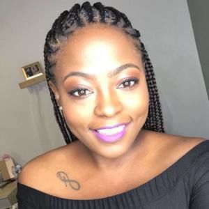 Meet your Posher, Chanel